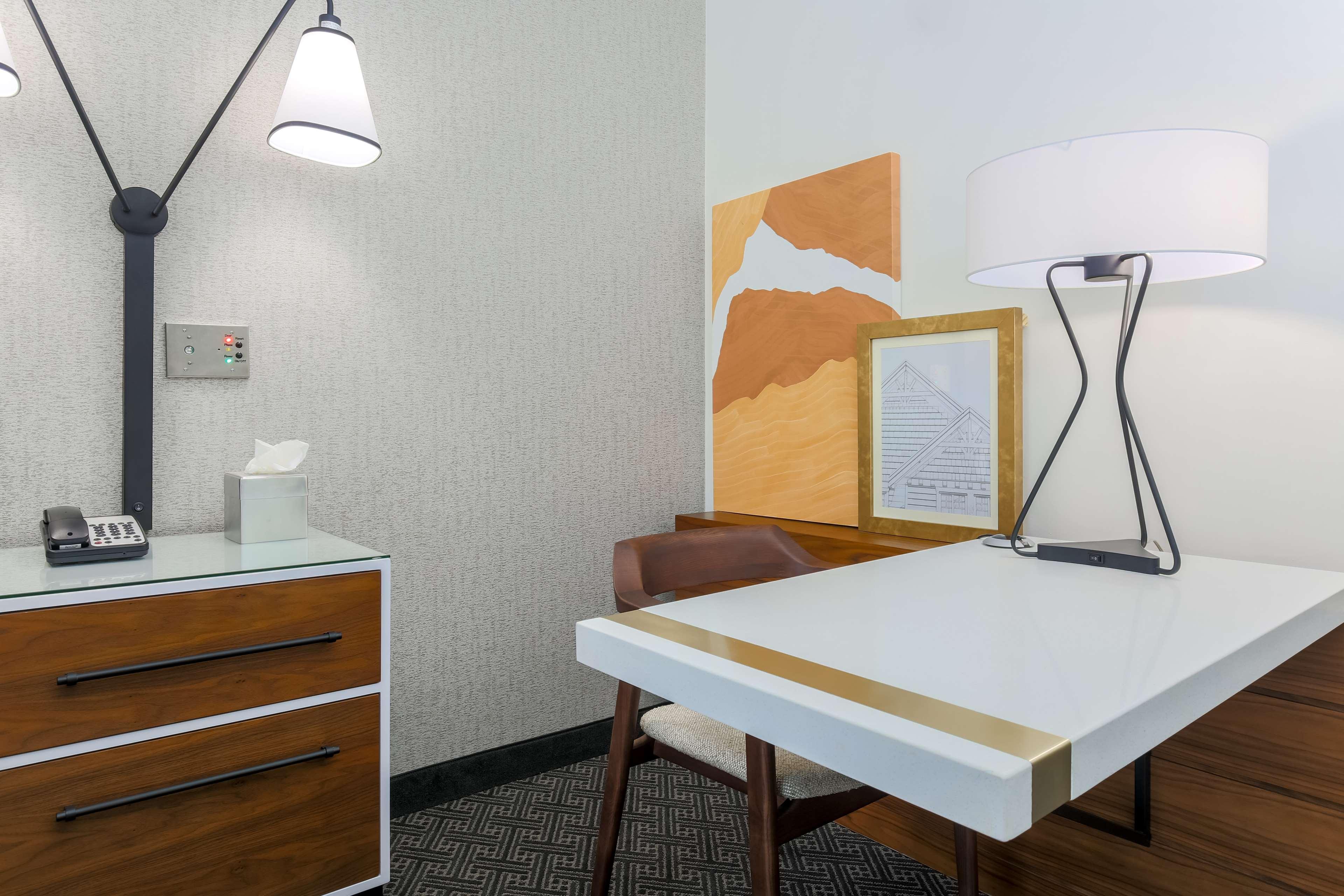 Doubletree Suites By Hilton Hotel Sacramento - Rancho Cordova Εξωτερικό φωτογραφία