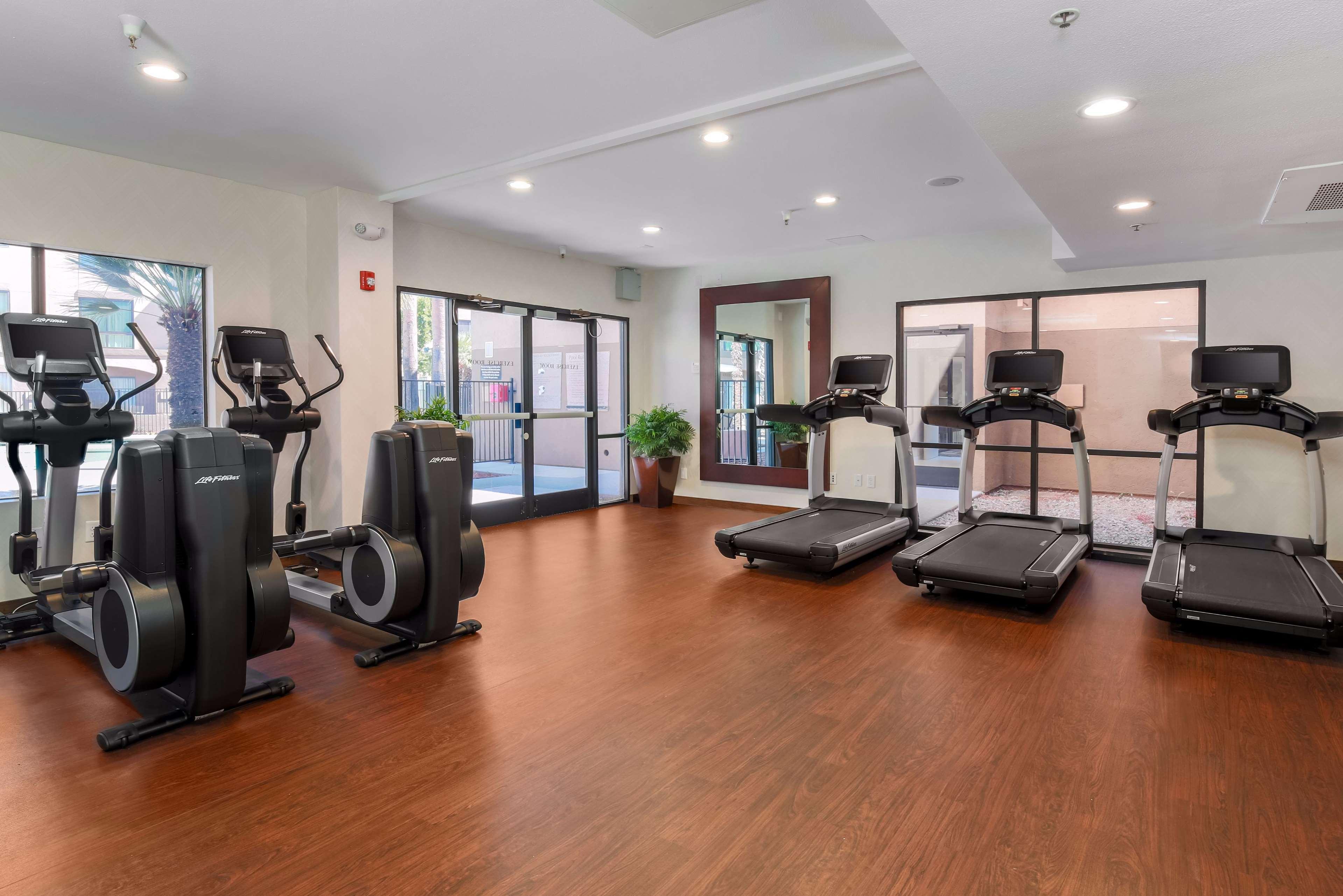 Doubletree Suites By Hilton Hotel Sacramento - Rancho Cordova Εξωτερικό φωτογραφία