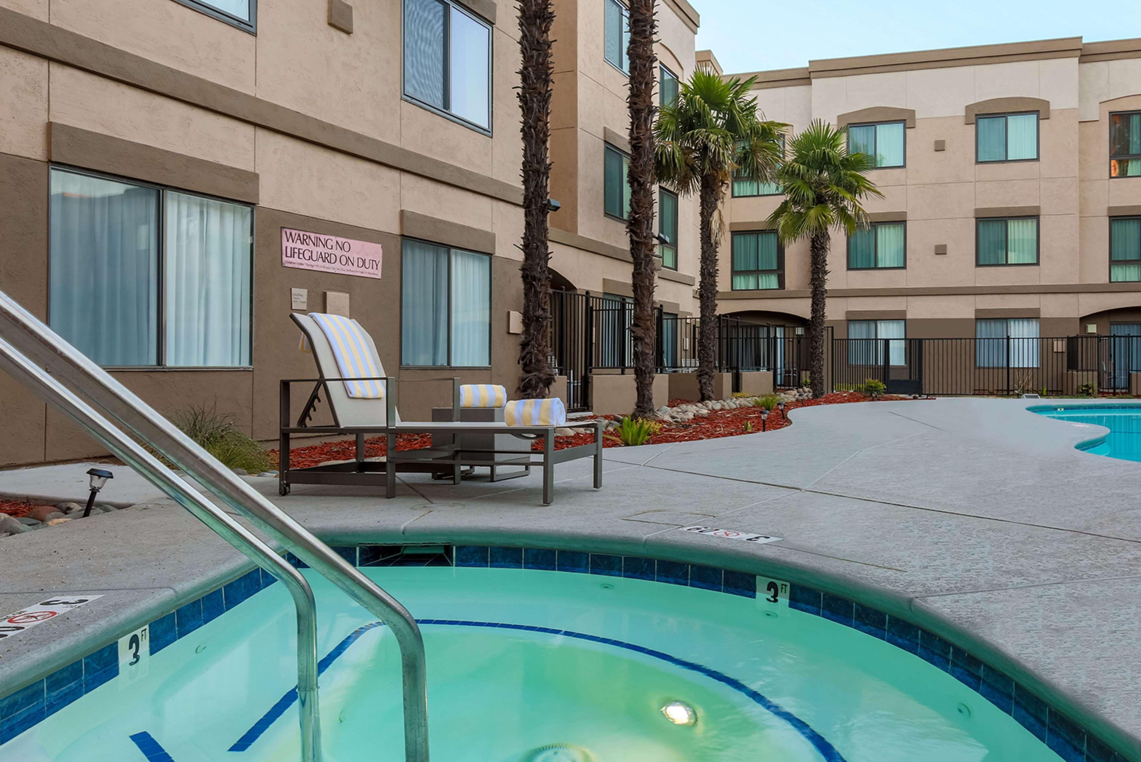 Doubletree Suites By Hilton Hotel Sacramento - Rancho Cordova Εξωτερικό φωτογραφία