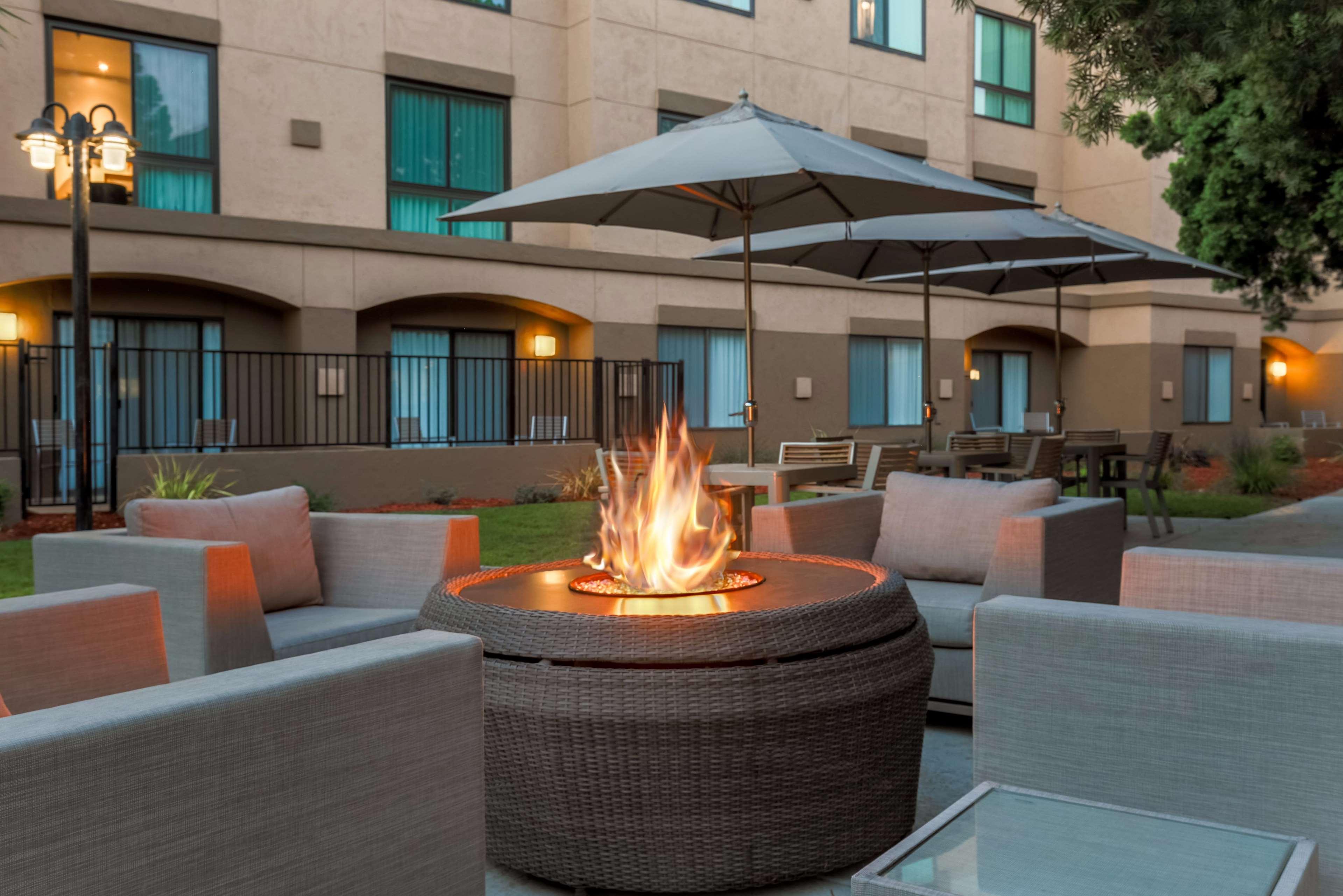 Doubletree Suites By Hilton Hotel Sacramento - Rancho Cordova Εξωτερικό φωτογραφία