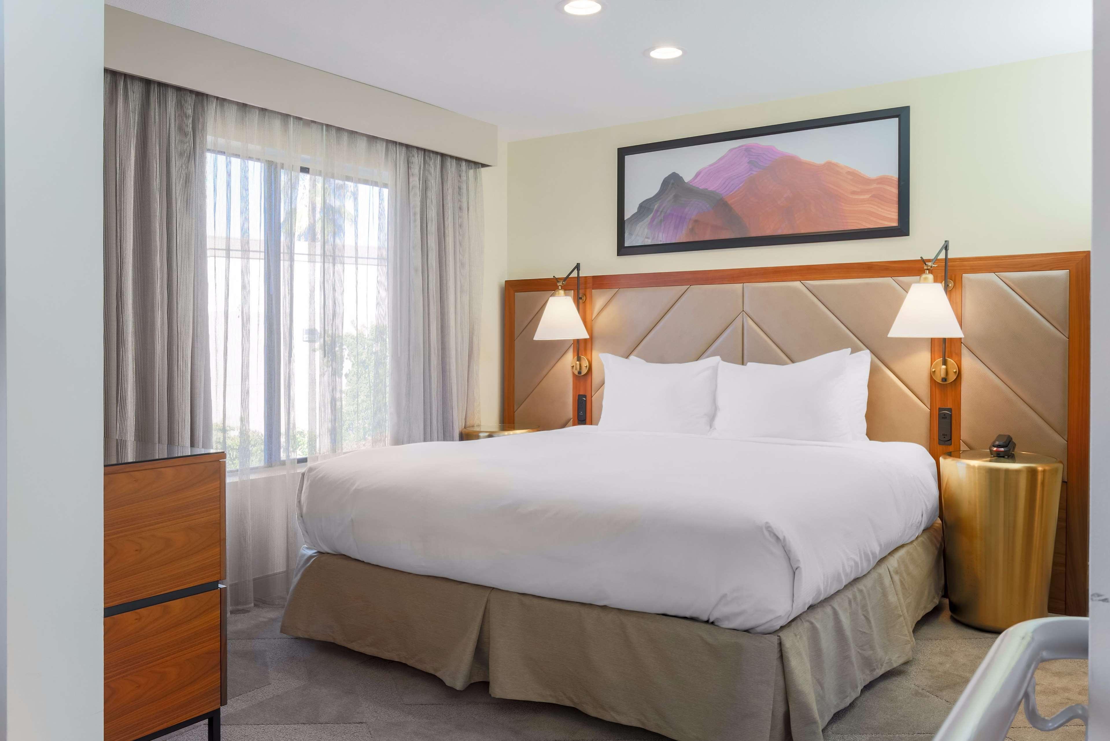 Doubletree Suites By Hilton Hotel Sacramento - Rancho Cordova Εξωτερικό φωτογραφία
