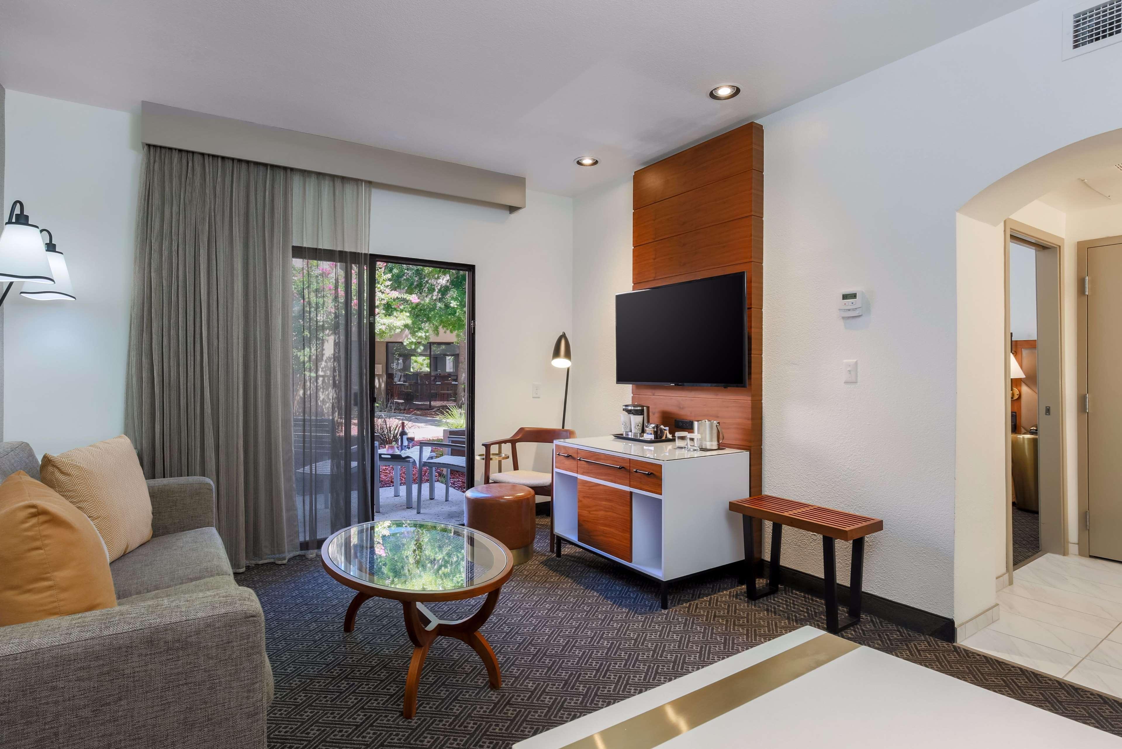 Doubletree Suites By Hilton Hotel Sacramento - Rancho Cordova Εξωτερικό φωτογραφία