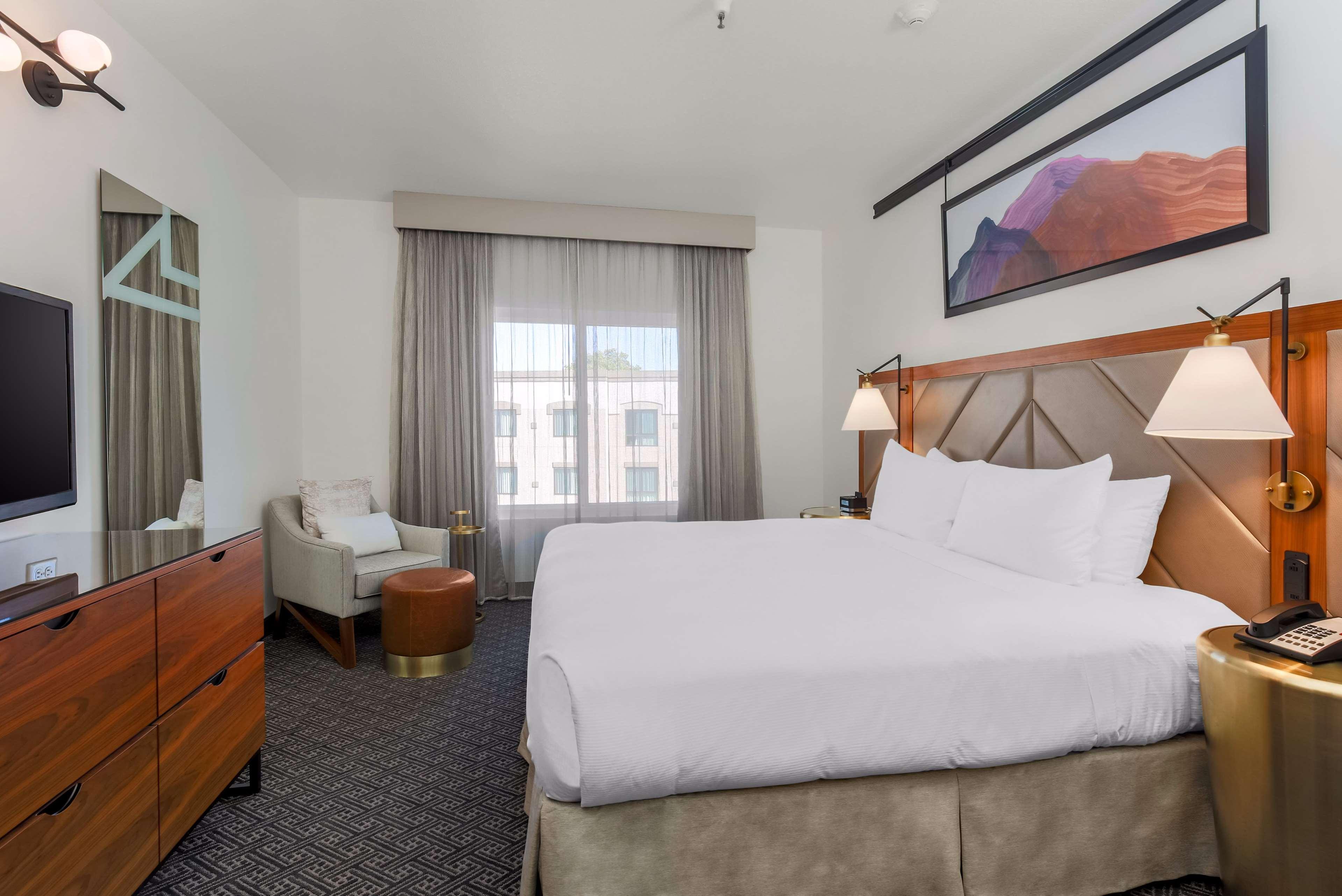 Doubletree Suites By Hilton Hotel Sacramento - Rancho Cordova Εξωτερικό φωτογραφία